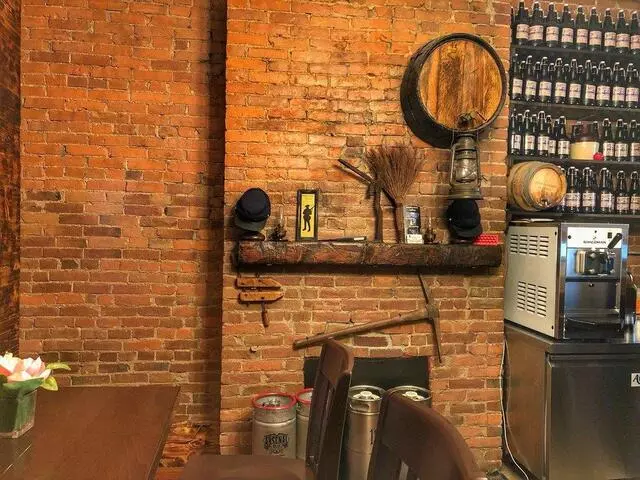 Arsenal Cider House & Wine Cellar