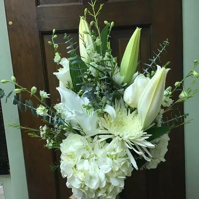 Alexs East End Floral Shoppe