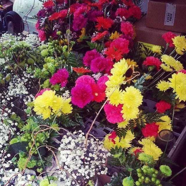 Alexs East End Floral Shoppe