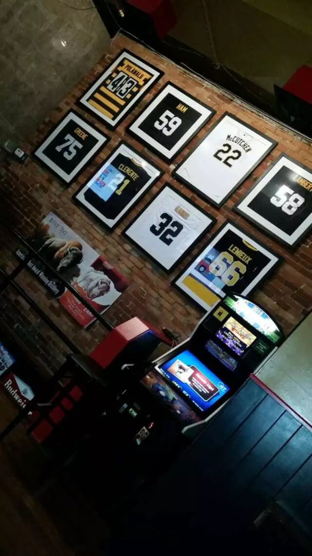 20th St. Bar and Grill