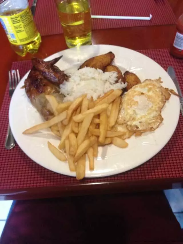 AJ’s Burger & Peruvian Rotisserie Chicken