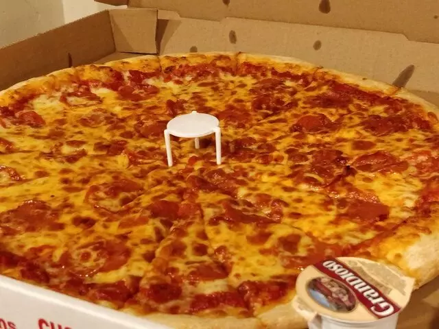 Azimers Pizza Place