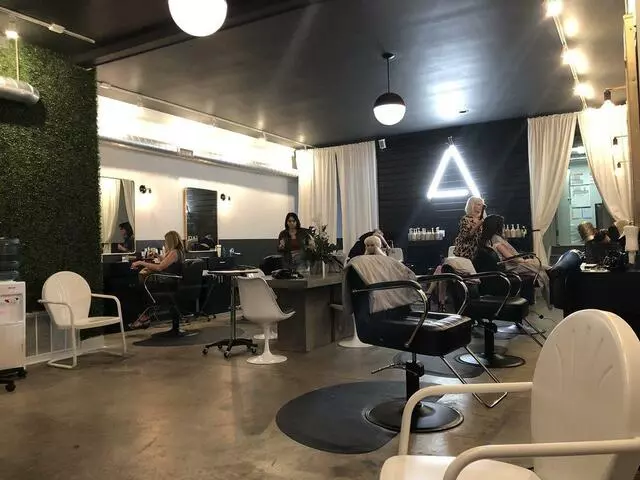 Alchemy Dry Cut Lounge