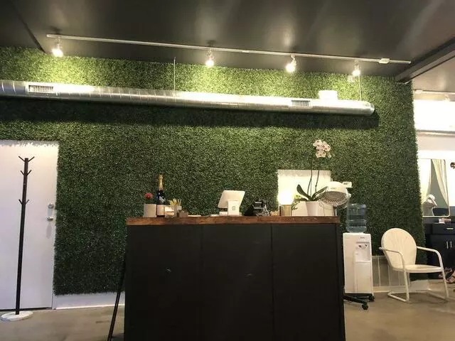 Alchemy Dry Cut Lounge