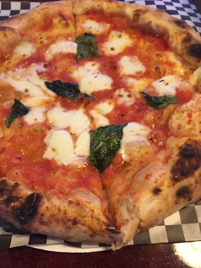 Alberta’s Pizza