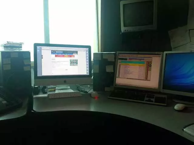 105.9 The X