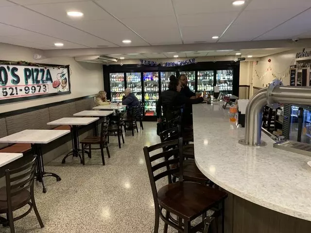 Aiello’s Pizza