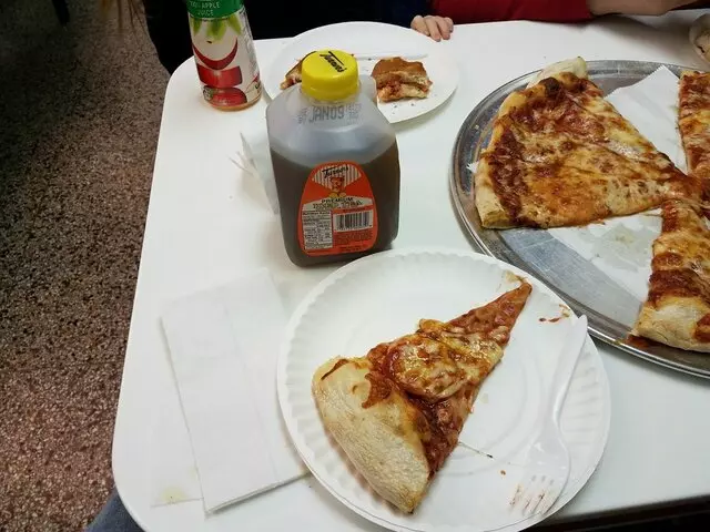Aiello’s Pizza