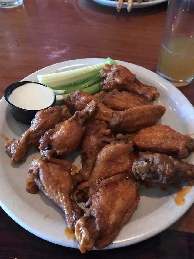 All Star Sports Bar & Grill