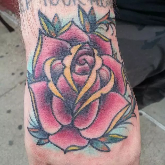 10th Street Tattoo and Body Piercing