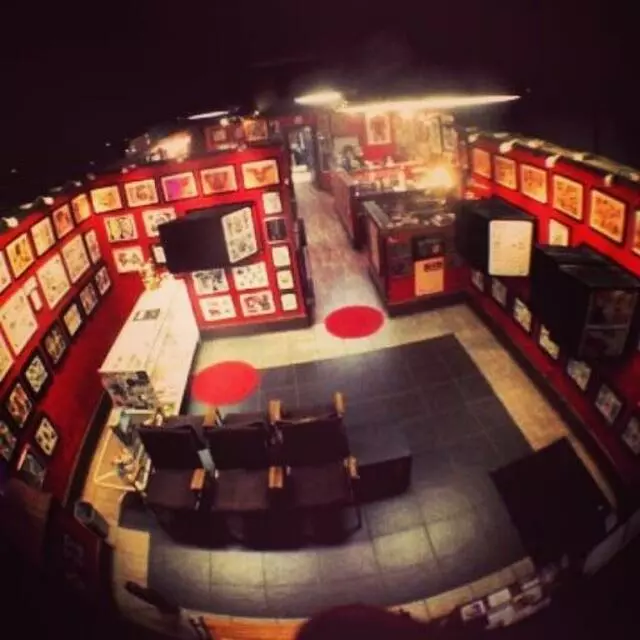 10th Street Tattoo and Body Piercing