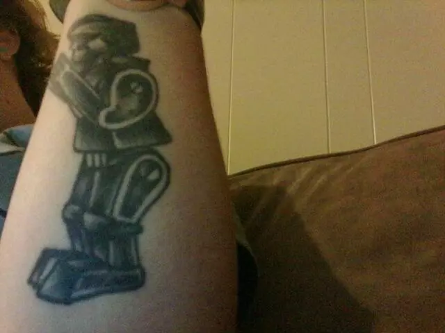10th Street Tattoo and Body Piercing