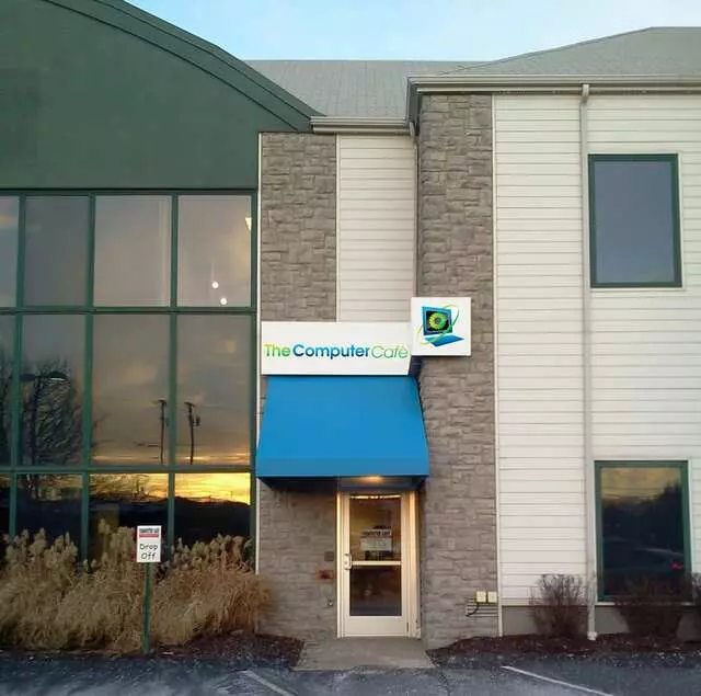 Computer Cafe
