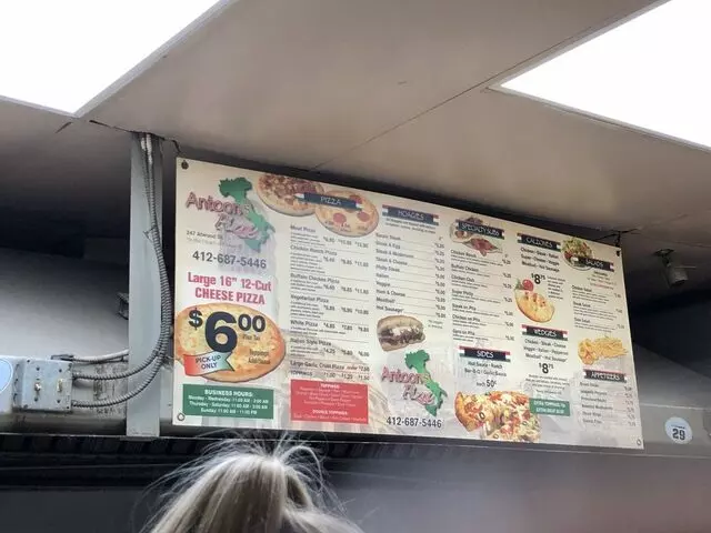 Antoon’s Pizza