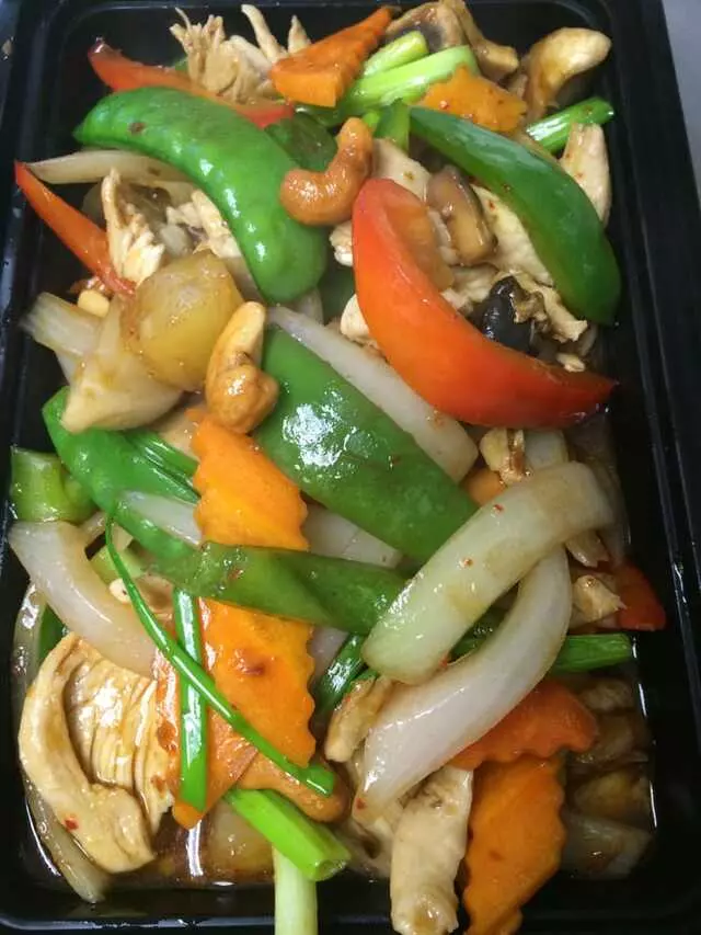 Sawasdee Thai & Sushi