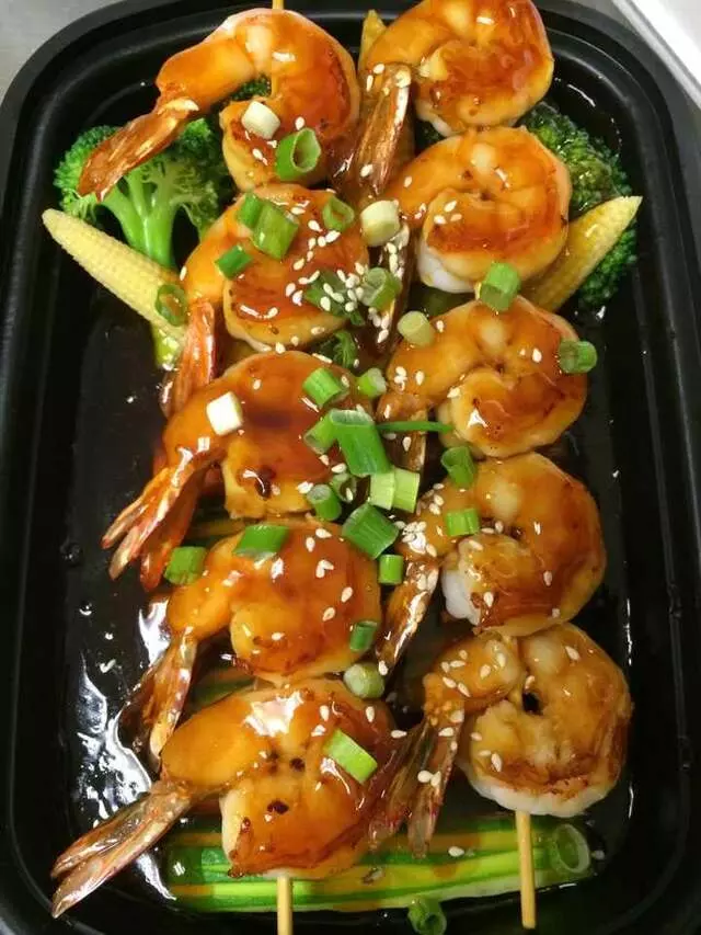 Sawasdee Thai & Sushi