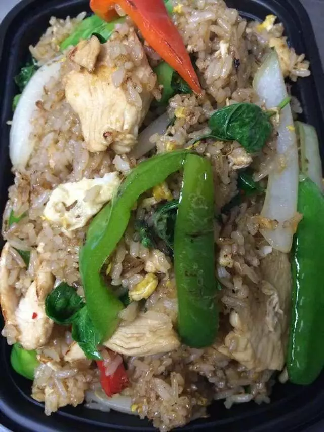 Sawasdee Thai & Sushi