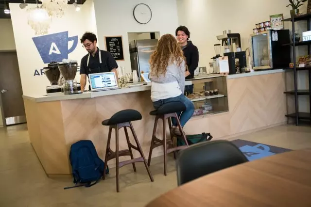 Arriviste Coffee Bar