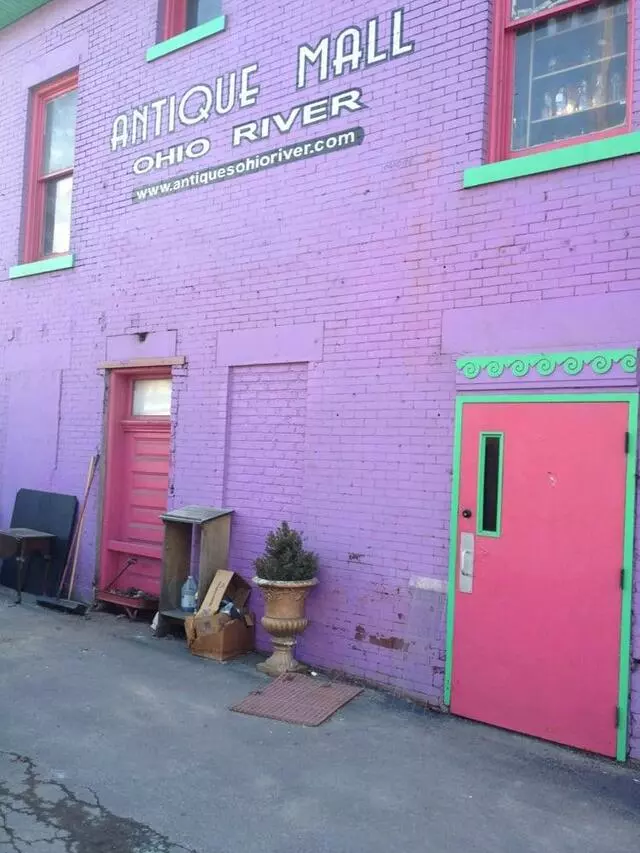 Antique Mall Ohio River