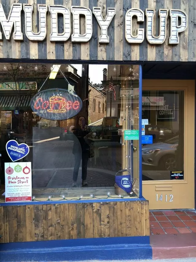 Muddy Cup