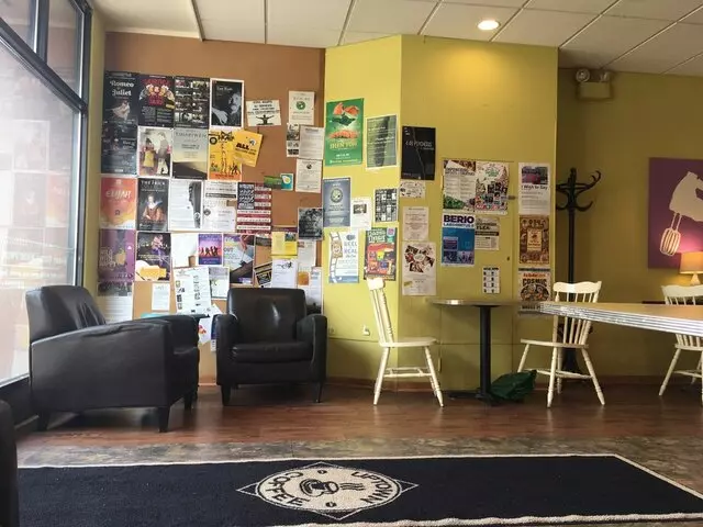 Uptown Coffee