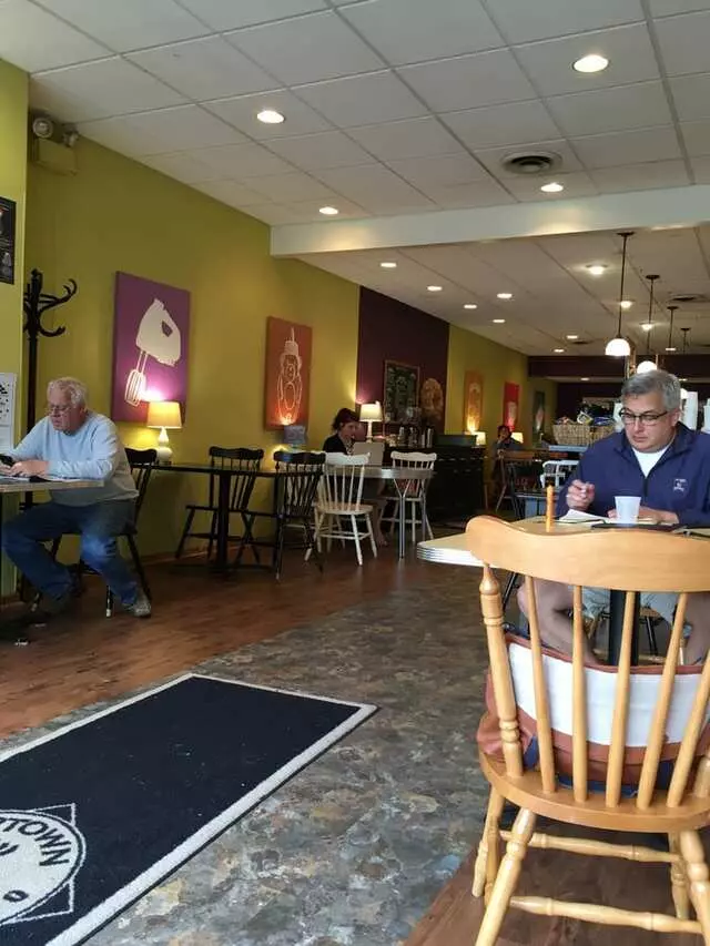 Uptown Coffee