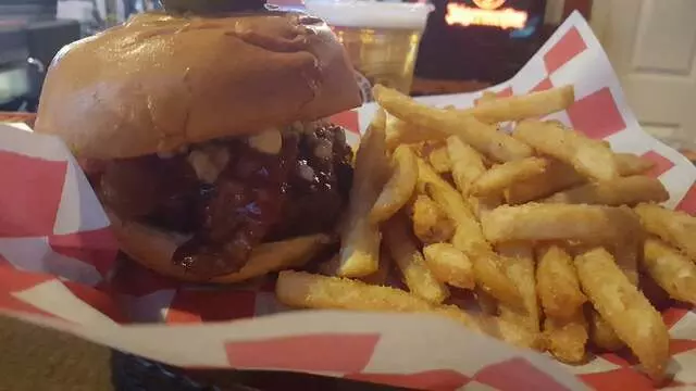 Dukes Rib House & Grille