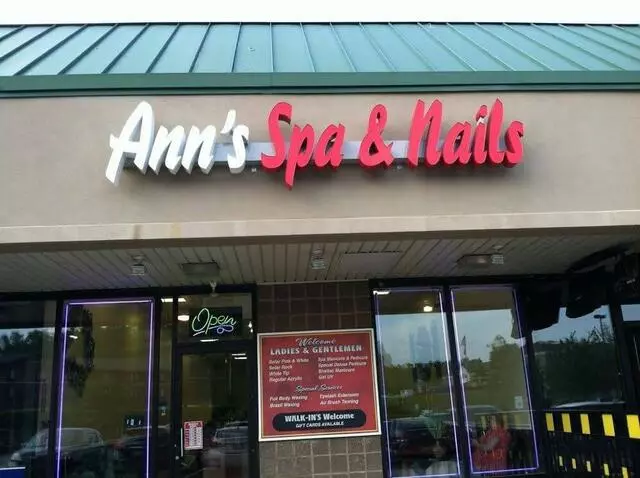 Ann’s Spa and Nails