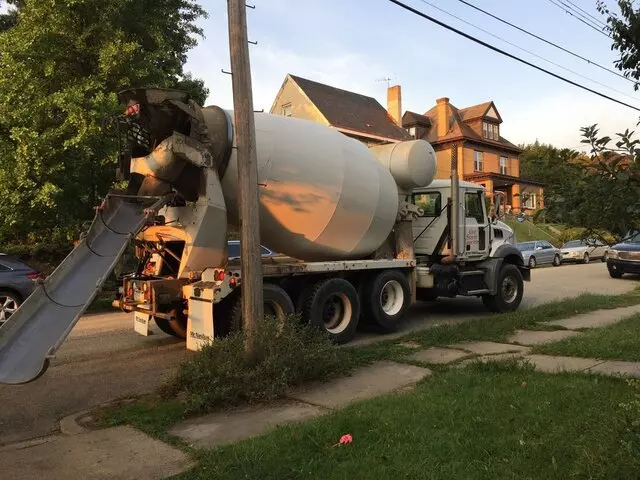 43rd Street Concrete