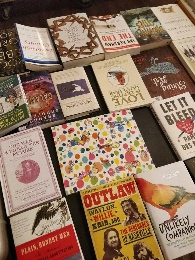 Amazing Books & Records Emporium