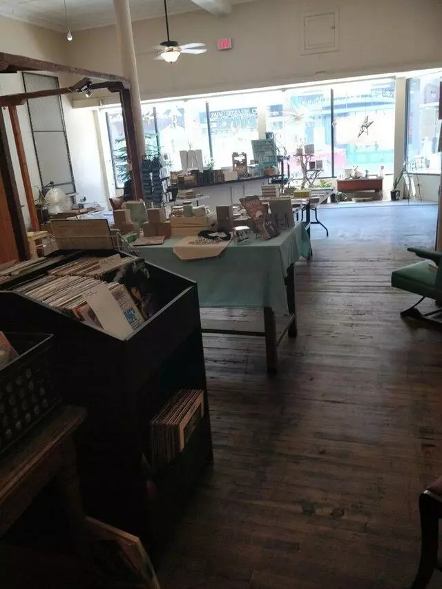 Amazing Books & Records Emporium