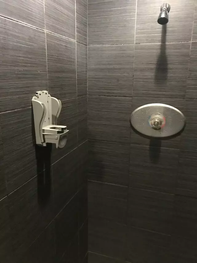 Gold&apos;s Gym