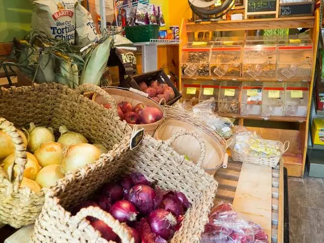 Alfred’s Deli & Market