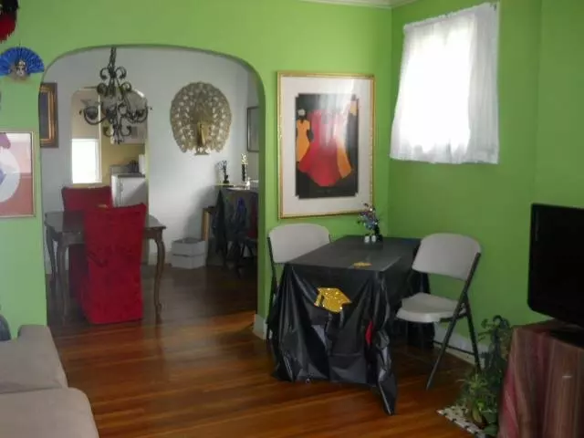 3 Coatz Hardwood Floor Refinishing