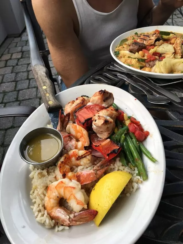 Amel’s Restaurant