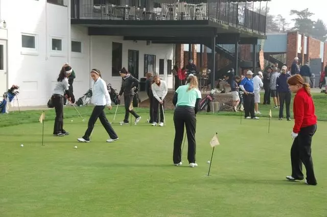 3 Lakes Golf Course