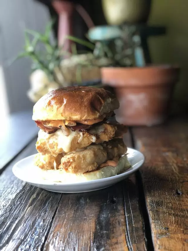 Smoke Sandwich Shop