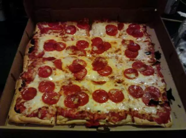 Amato’s Pizza
