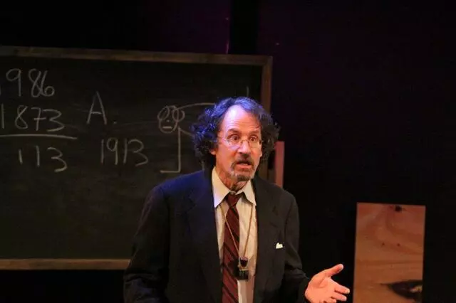 12 Peers Theater