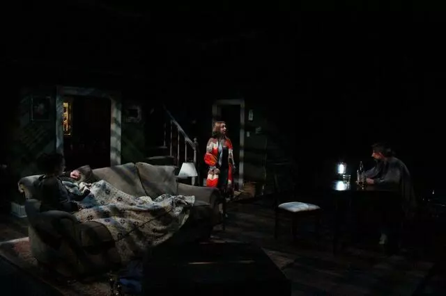 12 Peers Theater
