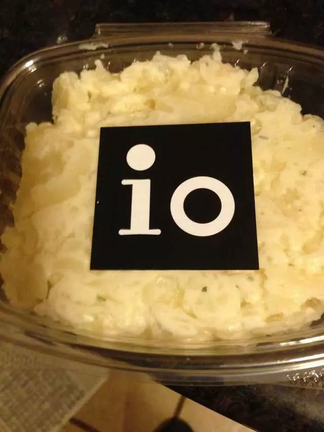 io Deli