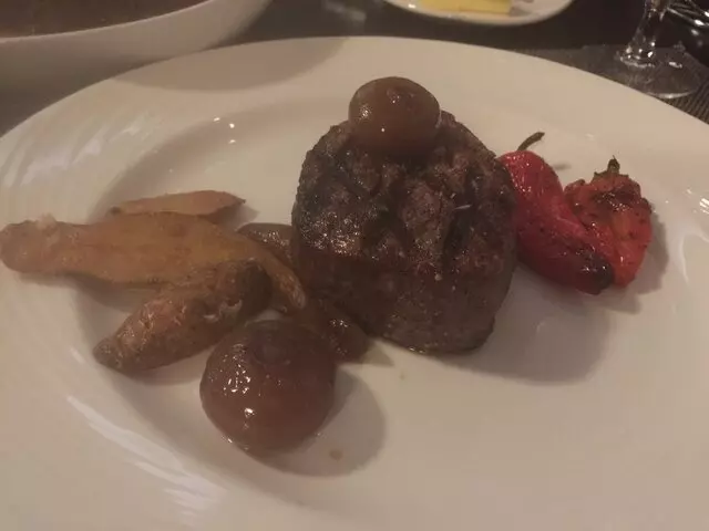 Andrew’s Steak and Seafood