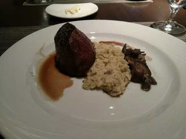 Andrew’s Steak and Seafood
