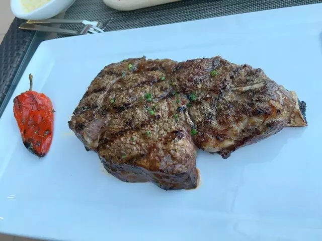 Andrew’s Steak and Seafood