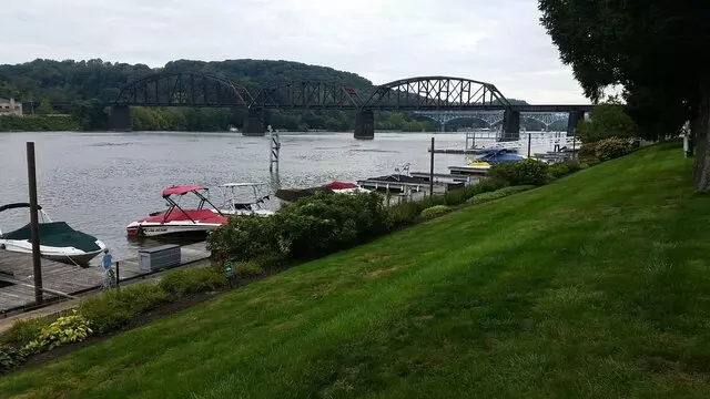 Aspinwall Riverfront Park