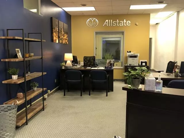 Allstate Insurance Agent: Kimberly Dschuhan