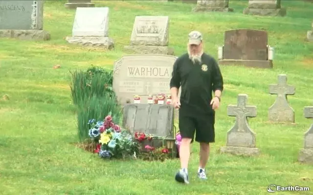 Andy Warhol’s Grave