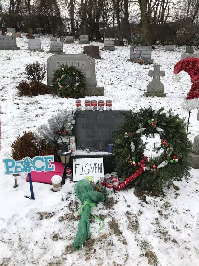 Andy Warhol’s Grave