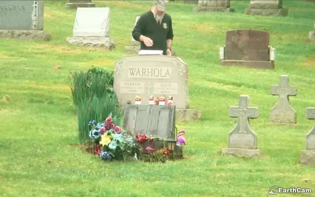Andy Warhol’s Grave
