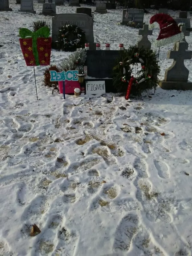 Andy Warhol’s Grave